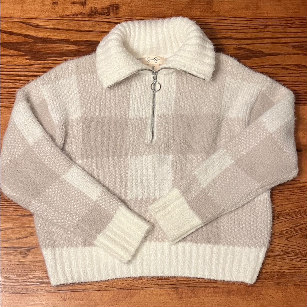 Jessica Simpson Cream and Beige Turtleneck Sweater